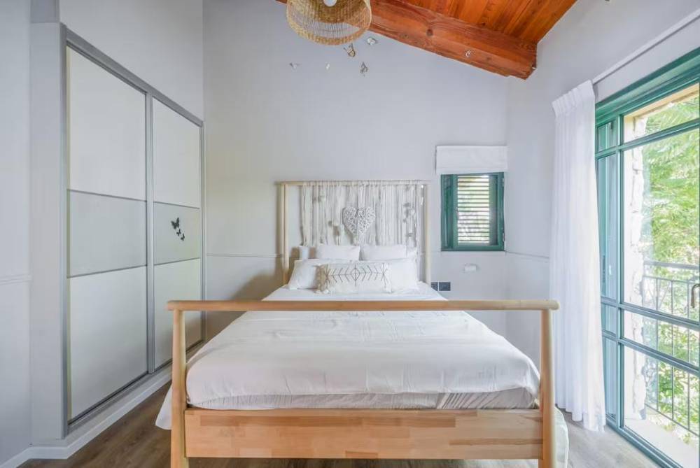 229618 חדרי השינה והרחצה, אחוזת בלו ביי נתניה - Blue Bay Mansion, וילה  בנתניה וילות - Vila 4 U
