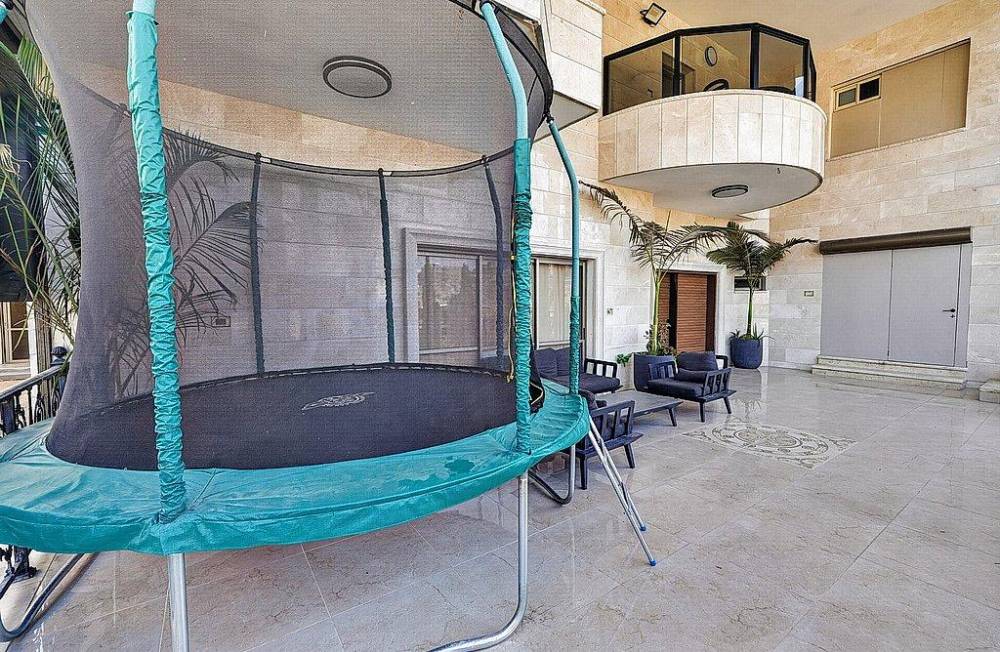 236976 מתחם הבריכה והחצר, וילה קינג בוטיק, וילה  בירכא וילות - Vila 4 U