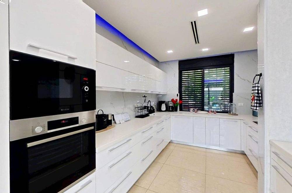 239731 גלרית פנים, צ'יל וילה - Chill Villa, וילה  באשקלון וילות - Vila 4 U