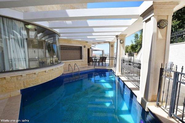 וילה רוז פרימיום