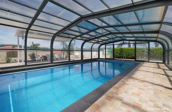 אחוזת השושנים בוטיק