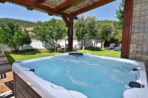 לוגו - אחוזת סיזר גארדן לוגו - אחוזת סיזר גארדן